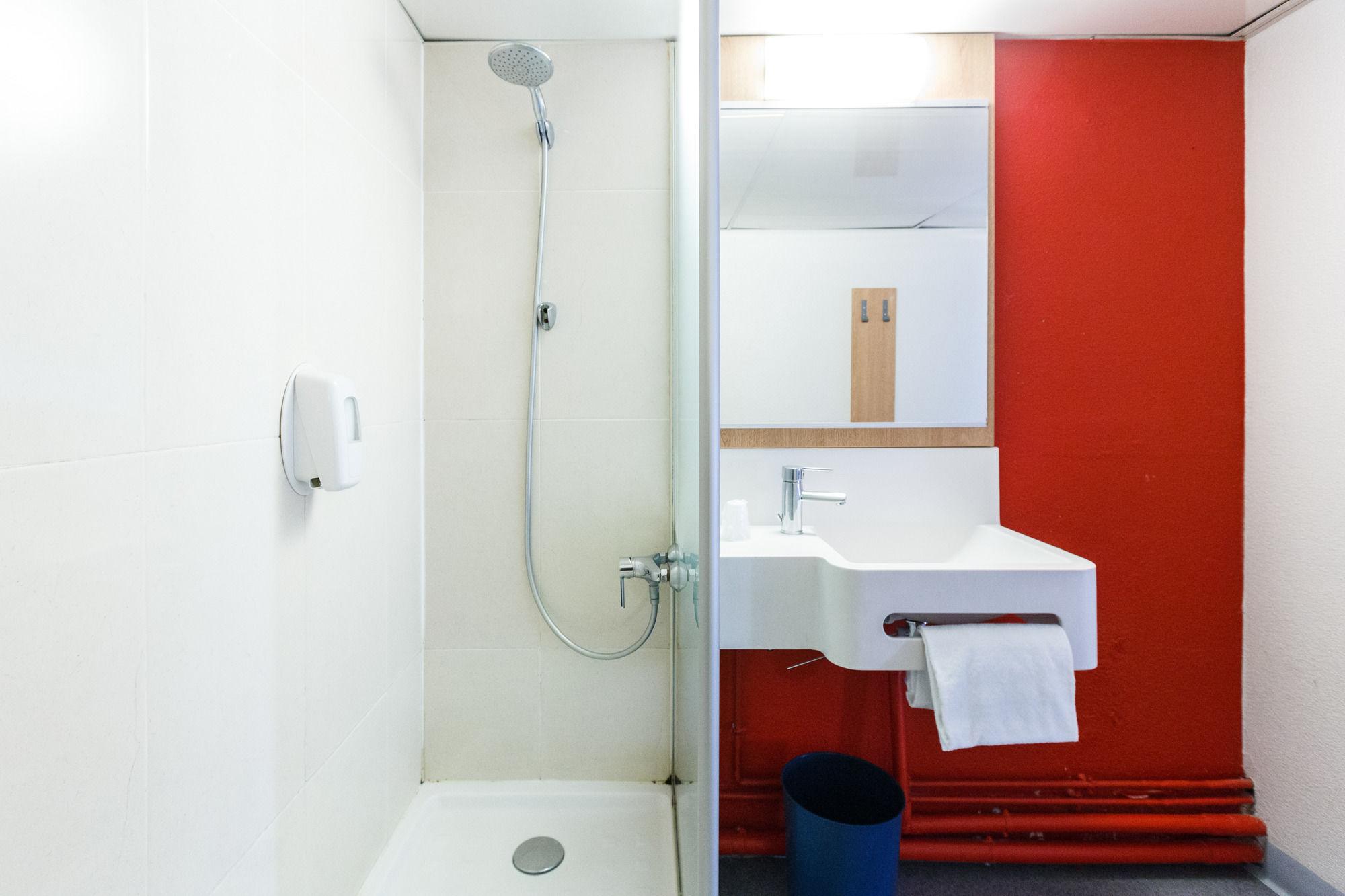 B&B Hotel Orly Rungis Aeroport 2 Etoiles Zewnętrze zdjęcie